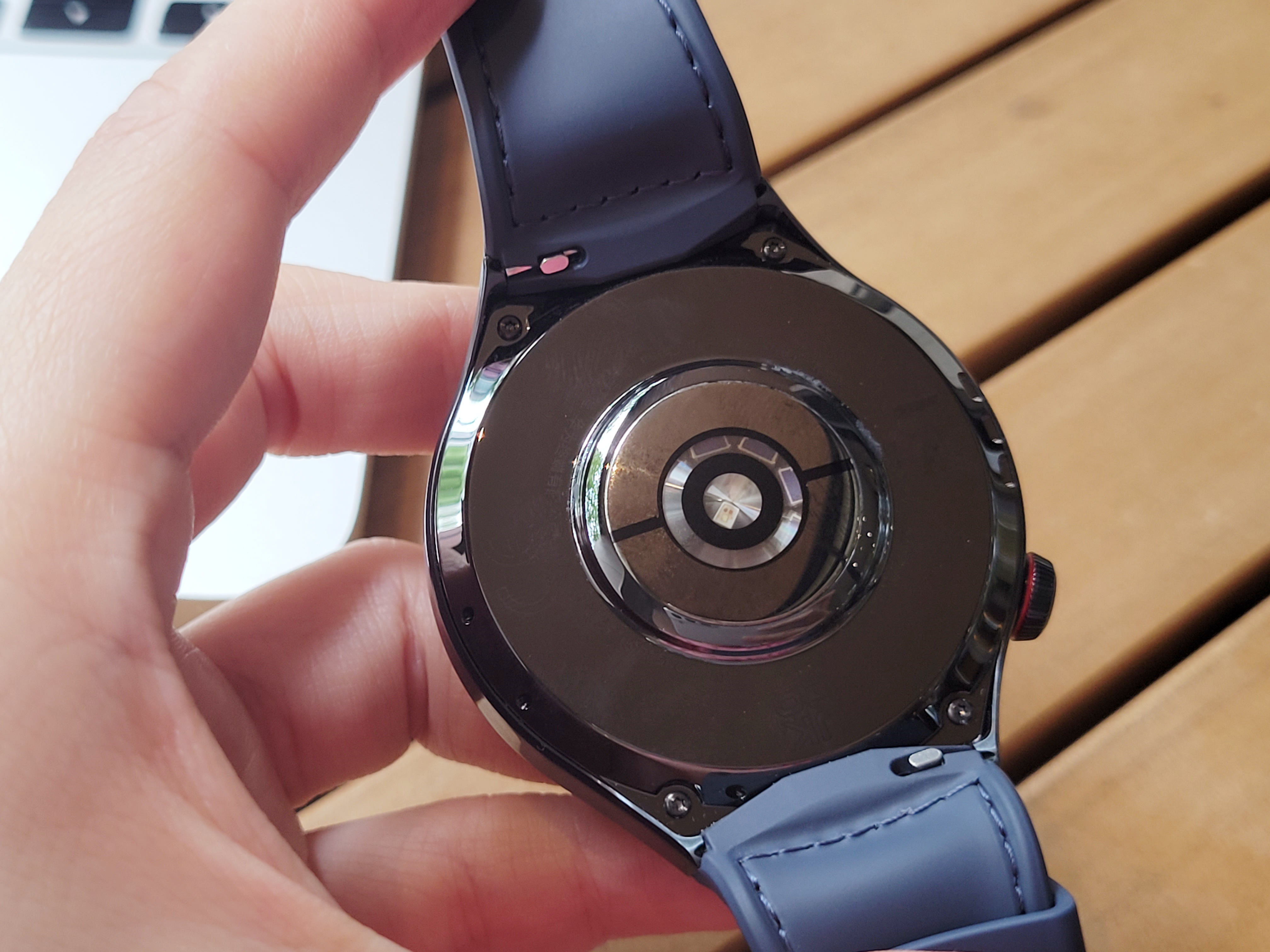 华为最新智能手表watch4pro价格,智能手表华为watch4pro怎么样