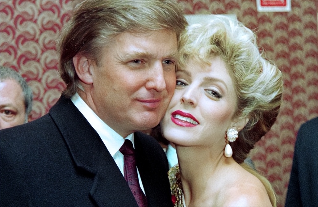 蒂芙尼特朗普和巴伦,伊万卡蒂芙尼近期照片