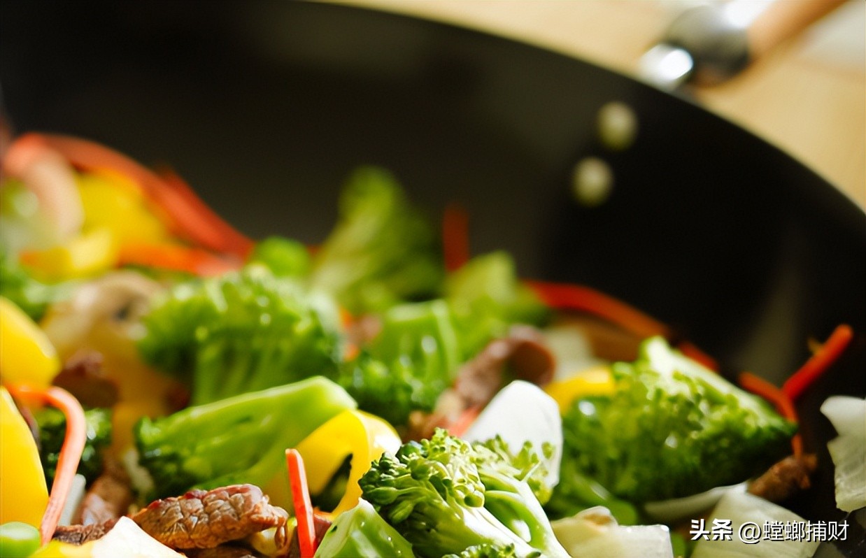 预制菜全面进军中国,万亿预制菜赛道川菜能借势突围吗