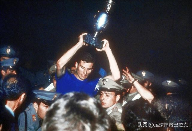 意大利全家福高清,2006年世界杯意大利国家队全家福