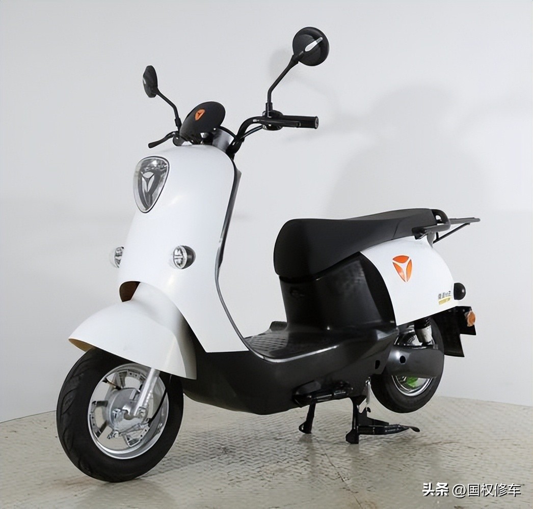 雅迪和爱玛电动车哪个前景更好,雅迪和爱玛电动车怎么选购技巧