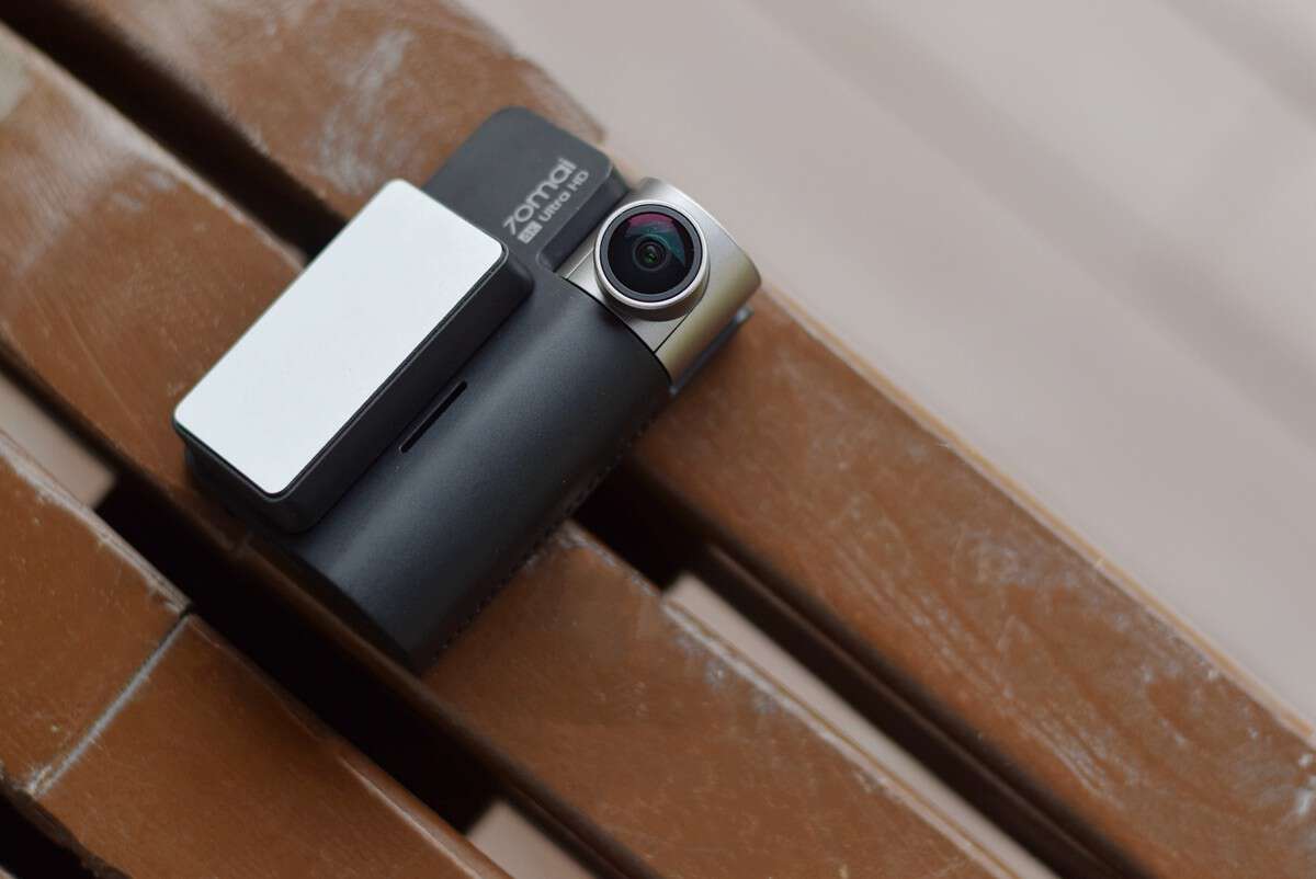 70迈行车记录仪a810后置摄像头,70迈行车记录仪a810功能有哪些