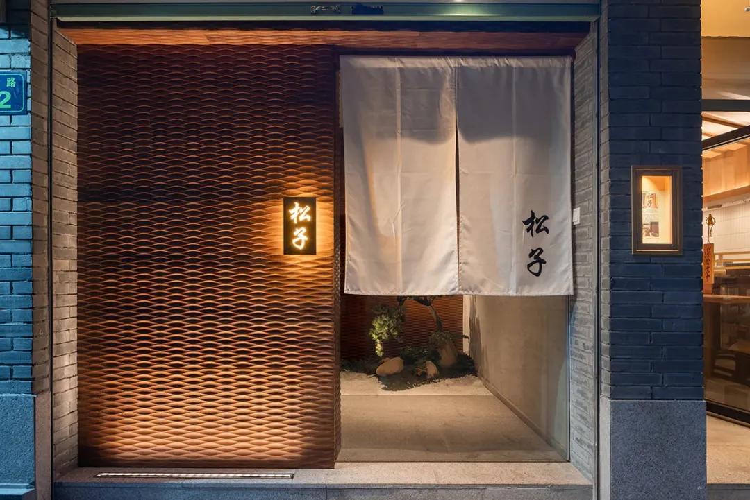 咖啡馆与餐厅一起的设计,极简咖啡厅设计案例赏析