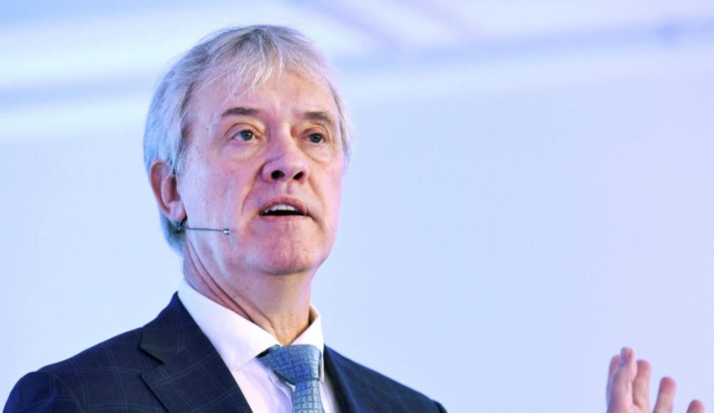 荷兰“出手”了!两大光刻机巨头纷纷官宣,外媒中国芯抵挡不住