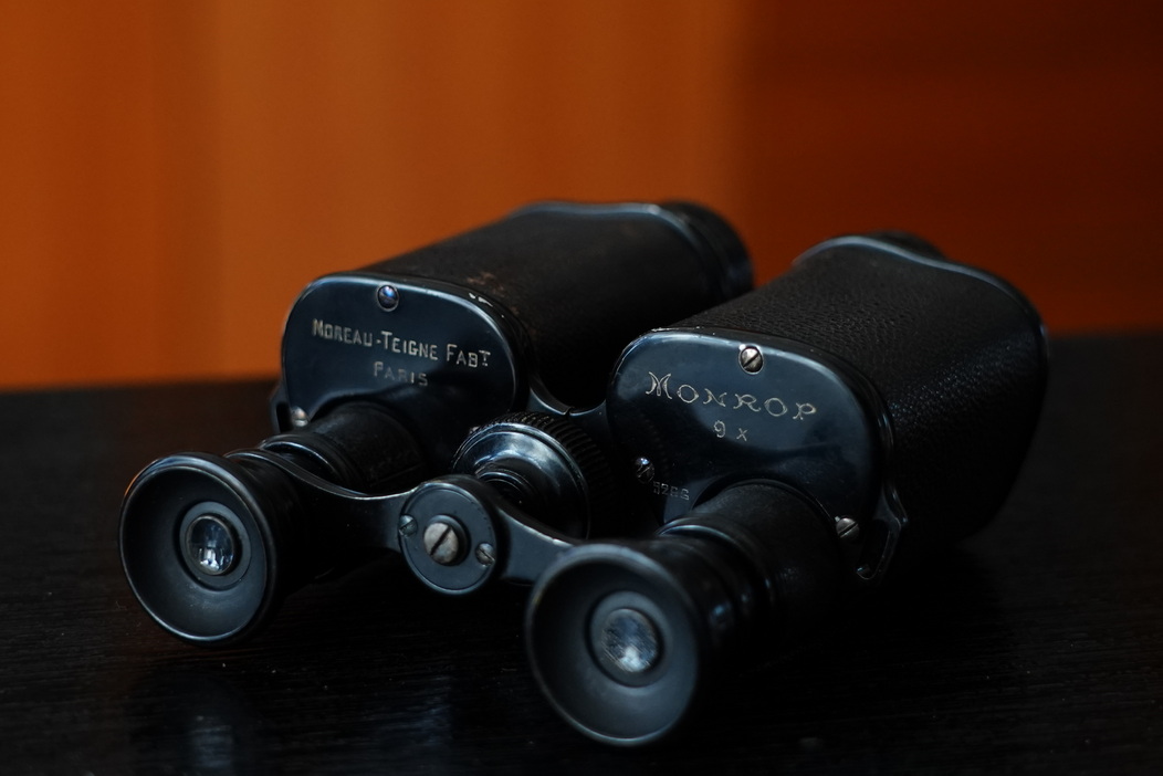 收藏经典望远镜 (古典棱镜望远镜)