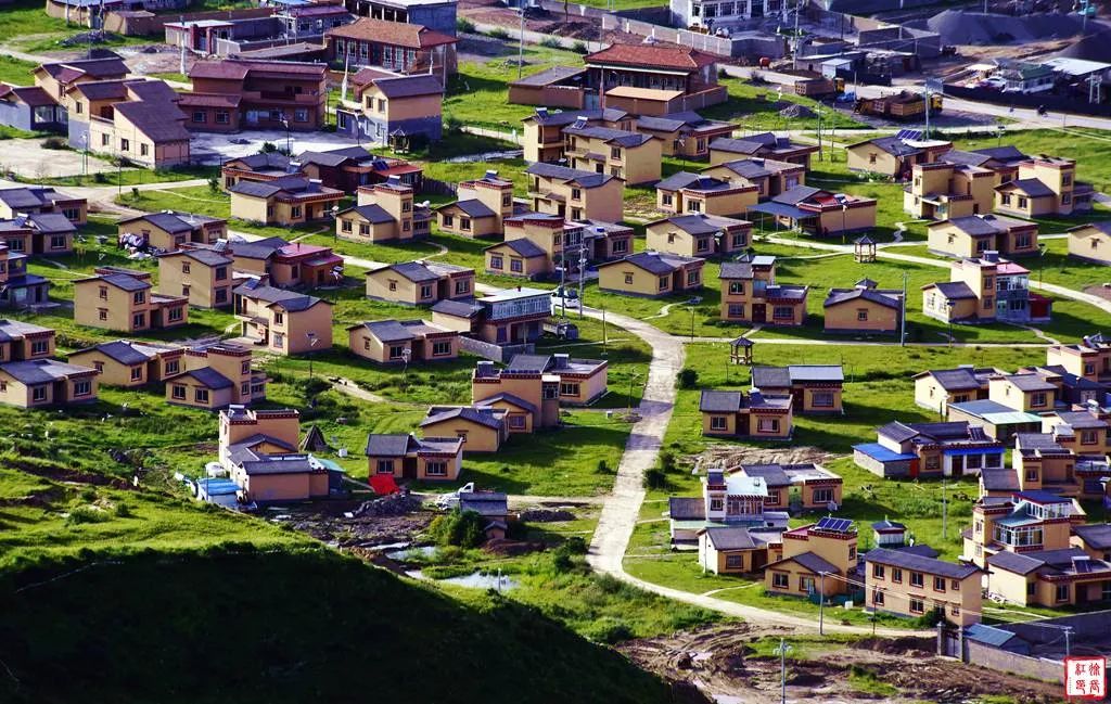 七月中国美如画，夏日避暑五十处