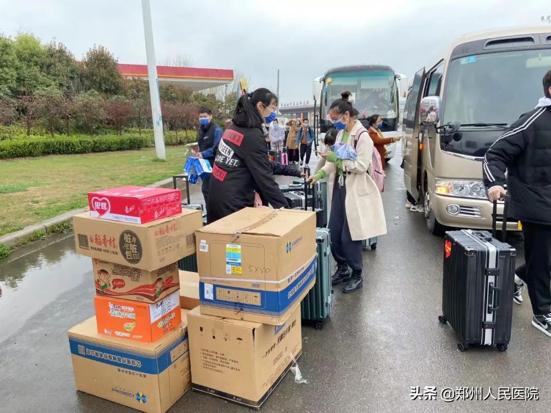 手指烫伤流脓依然坚守一线！小编带你一起到太康“云探班”