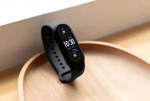 小米手环8高颜值手环,小米手环8PRO时尚镂空表带