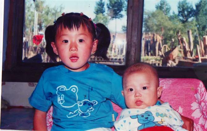 脑瘫关了我一扇门，却打开一扇天窗，让爱照耀进来，温暖我的一生