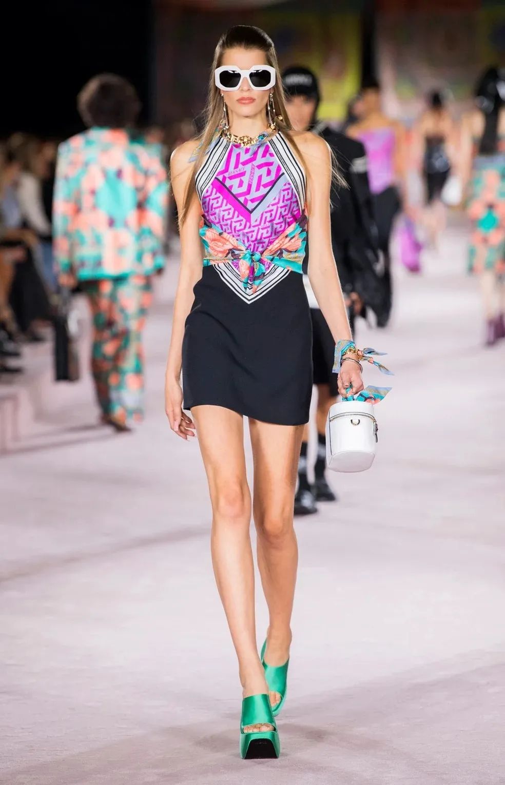 gucci不防水雨伞,Gucci万元联名伞不防水