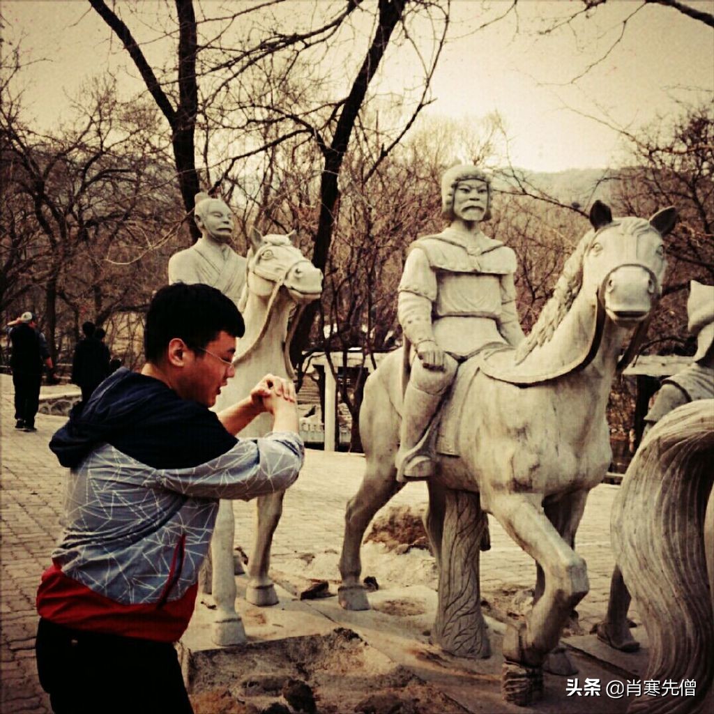 男子负债280万妻子不离不弃现状,负债280万妻子不离不弃住桥洞