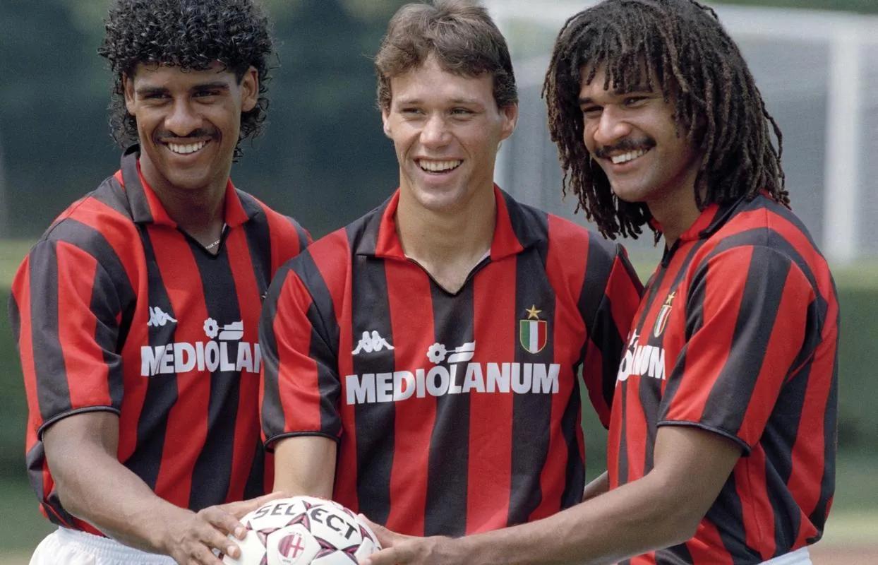 荷兰三剑客加盟ac米兰,荷兰三剑客时期ac米兰队歌