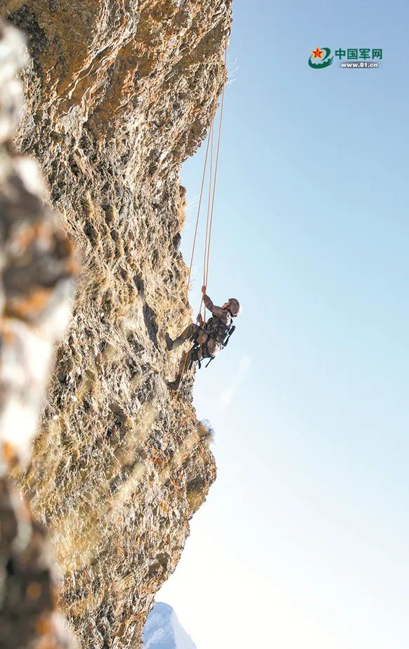 寰佸叺缃戜笂鎶ュ悕濂冲叺,鍜搁槼濂冲叺鎬庝箞鎶ュ悕