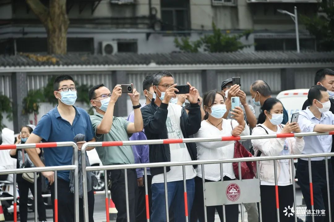 山海有相逢风雨有归期,山海有相逢相见有归期