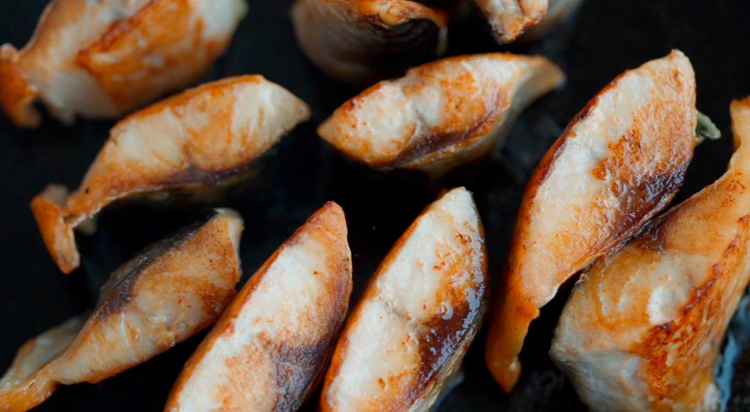 日式碳烤青花鱼做法,干煎小金枪鱼