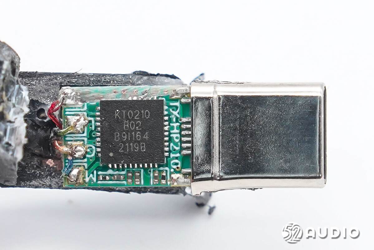 iLuvUSB-Cto3.5mm转换器拆解，高保真音频，24bit/96kHz分辨率