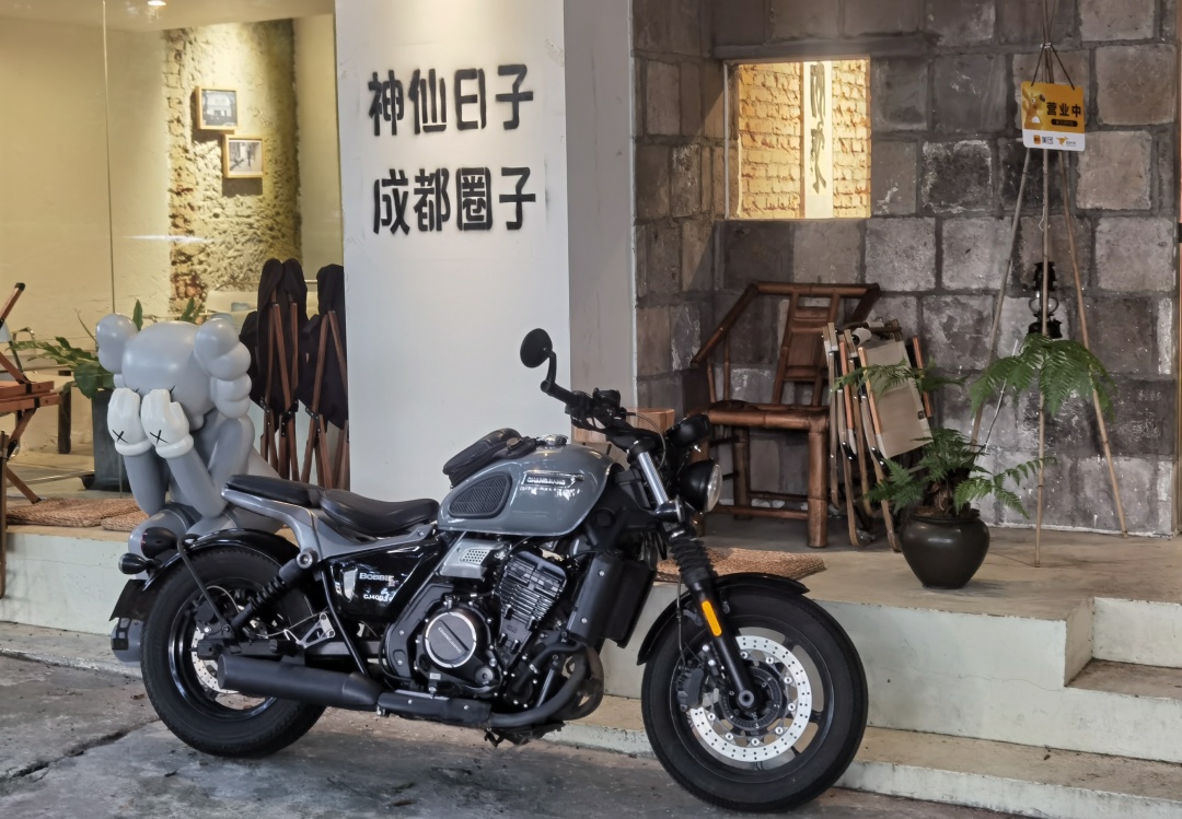 龙泉滨河路,龙泉中山路美景