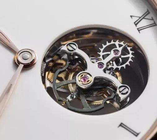 陀飞轮手表为什么这么值钱,偏心陀飞轮和同轴陀飞轮哪个贵