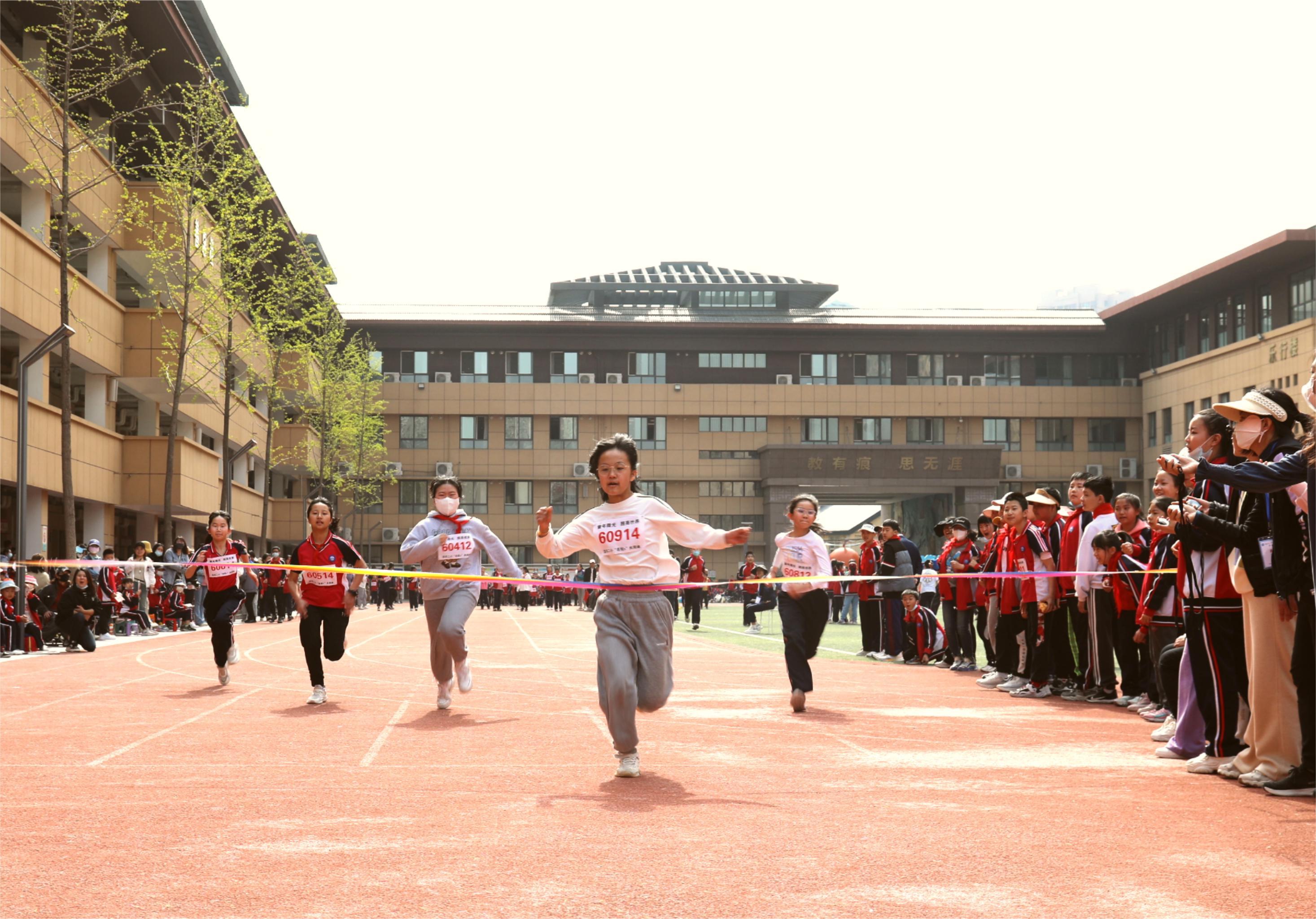 队列比赛风采展示,社团风采展示活动小学