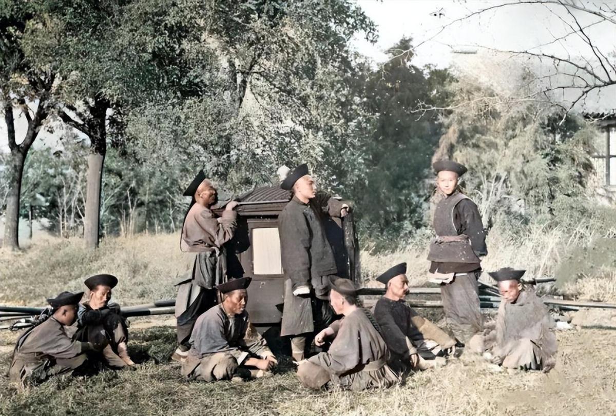 罕见照片，世界上胸最大的女人，女人舌头10.16厘米，你见过吗2