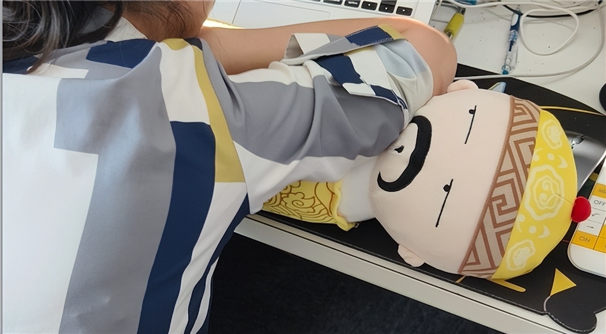 卷不动了，和大胖橘一起躺平吧！解锁乐视《甄嬛传》抱枕