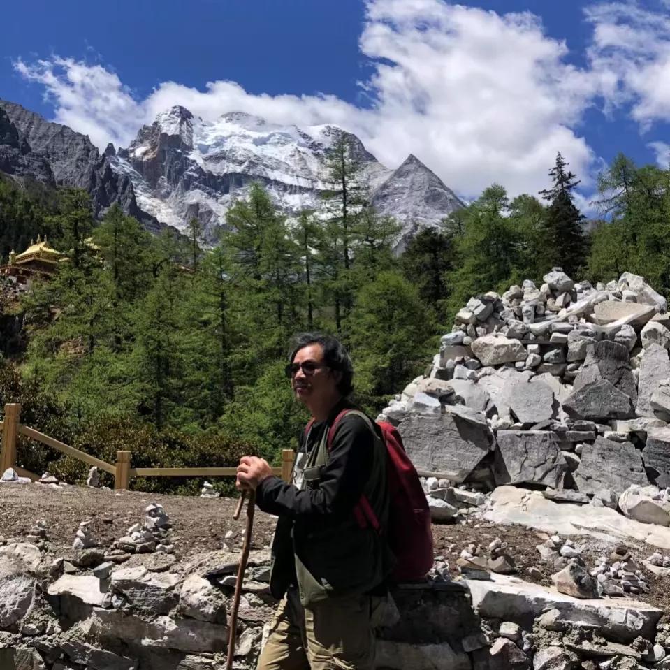 他不仅仅是古琴大师,他还是画家、篆刻家、书法家,二