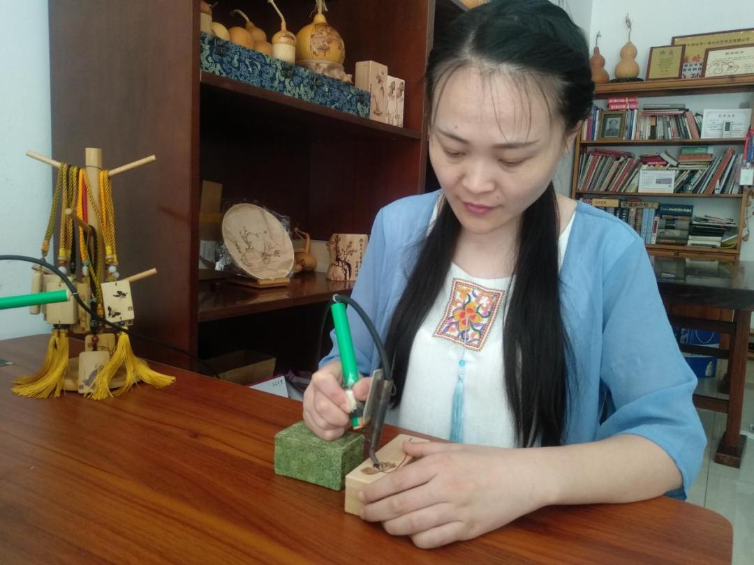 烙画作品有几种,多彩烙画作品欣赏