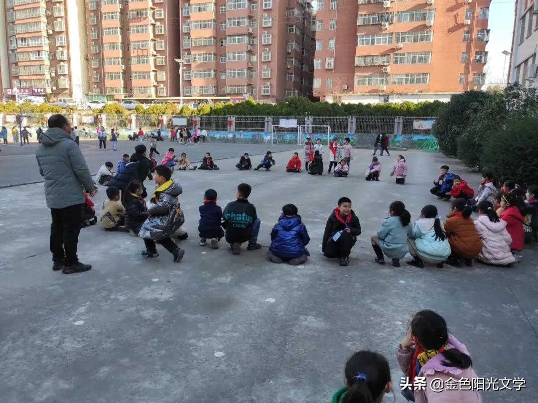 课间活动堆雪人,五年级堆雪人优质课
