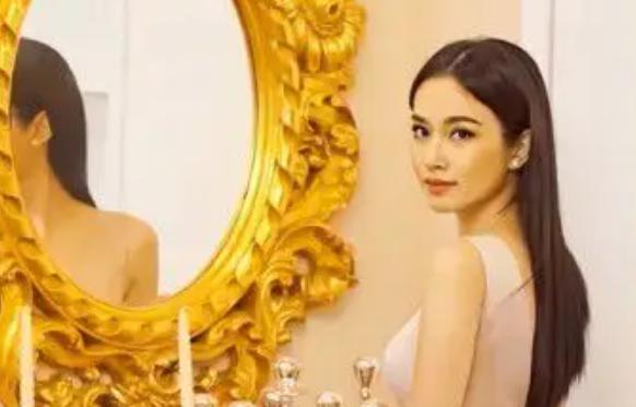 泰国变性第一女星与张家辉,泰国最美变性女星