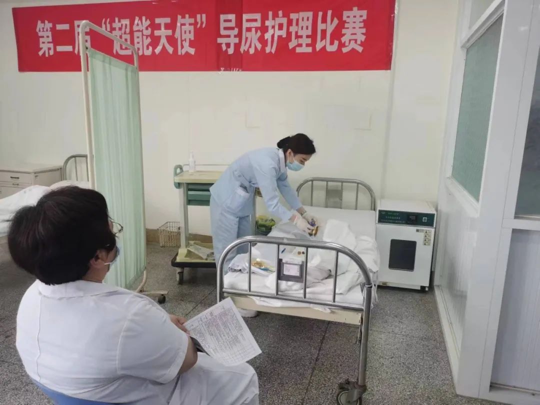 技能竞赛展风采以赛促学练精兵,国赛护理技能大赛二赛道操作视频