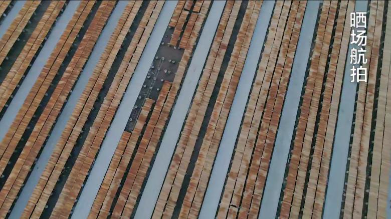 除了柚木还有哪种实木地板好,同样面积木地板和瓷砖差多少钱