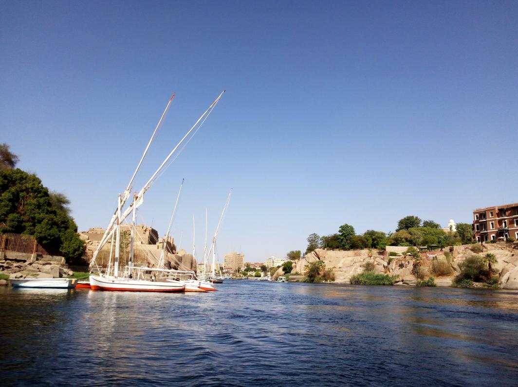 埃及称尼罗河为母亲河的原因,尼罗河埃及母亲河