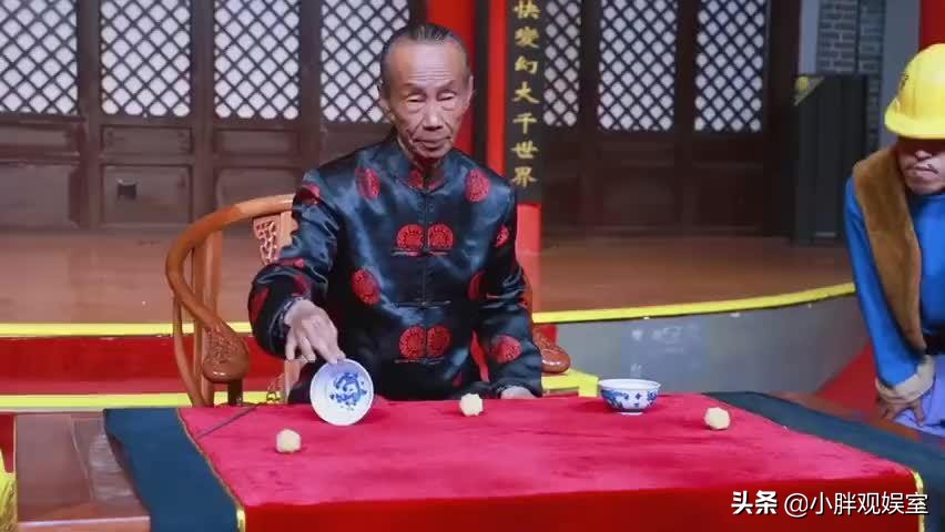 他是缩骨功唯一传人已练功,他是缩骨功唯一传人
