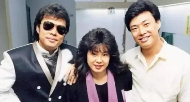 费玉清退出娱乐圈干什么去了,恒述法师怒怼费玉清一毛不拔