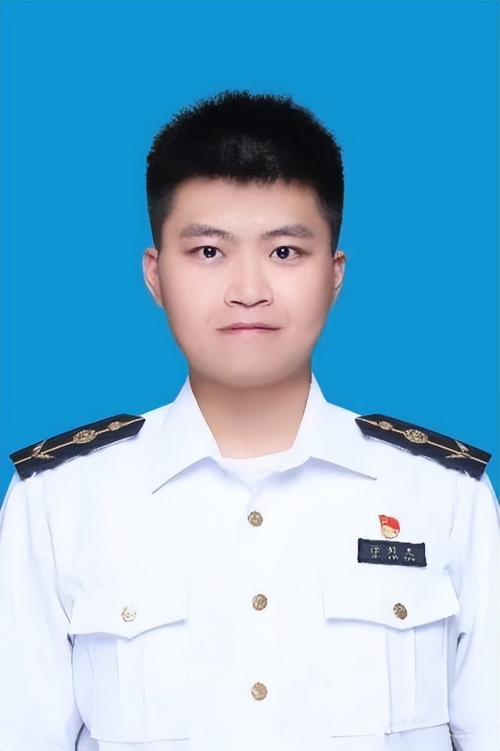 东北大学帅气辅导员照片,东北大学帅气辅导员