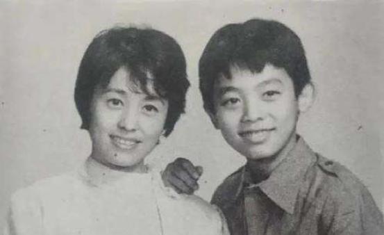 东方歌舞团有哪些名人演员,东方歌舞团十五位明星