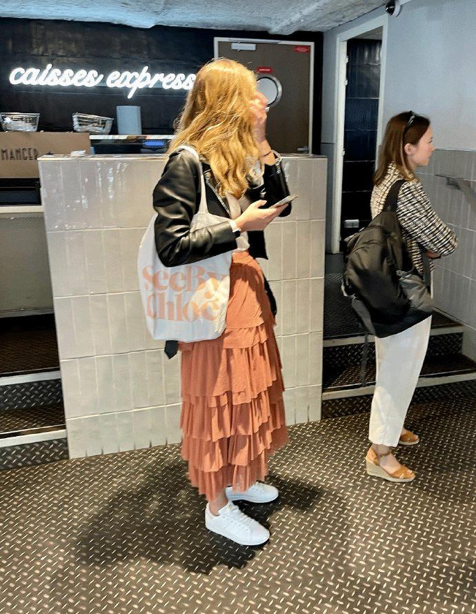 巴黎街头氛围感穿搭,复古时髦的巴黎风格穿搭