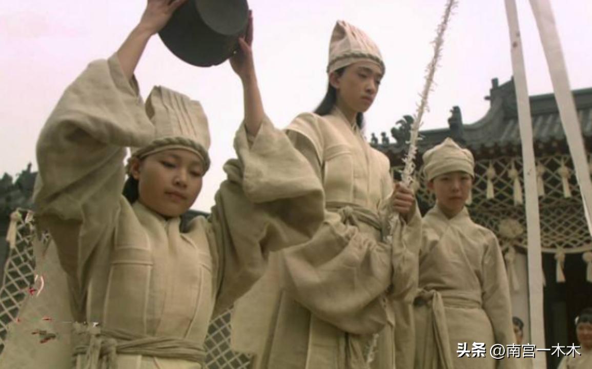 隔代立墓碑有什么规矩,墓碑四不立是哪四个不能立