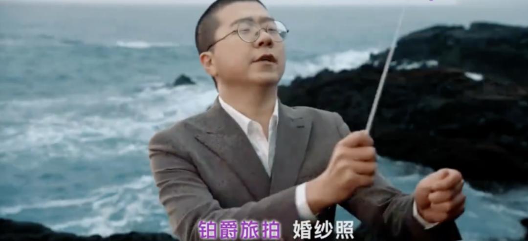 自称名牌制造机，低俗擦边*脑洗**，红制作背后有一条品牌催肥产业链