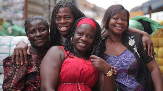 中国旧衣在非洲遭疯抢！日产600万件，旧衣回收或带动千万产业？