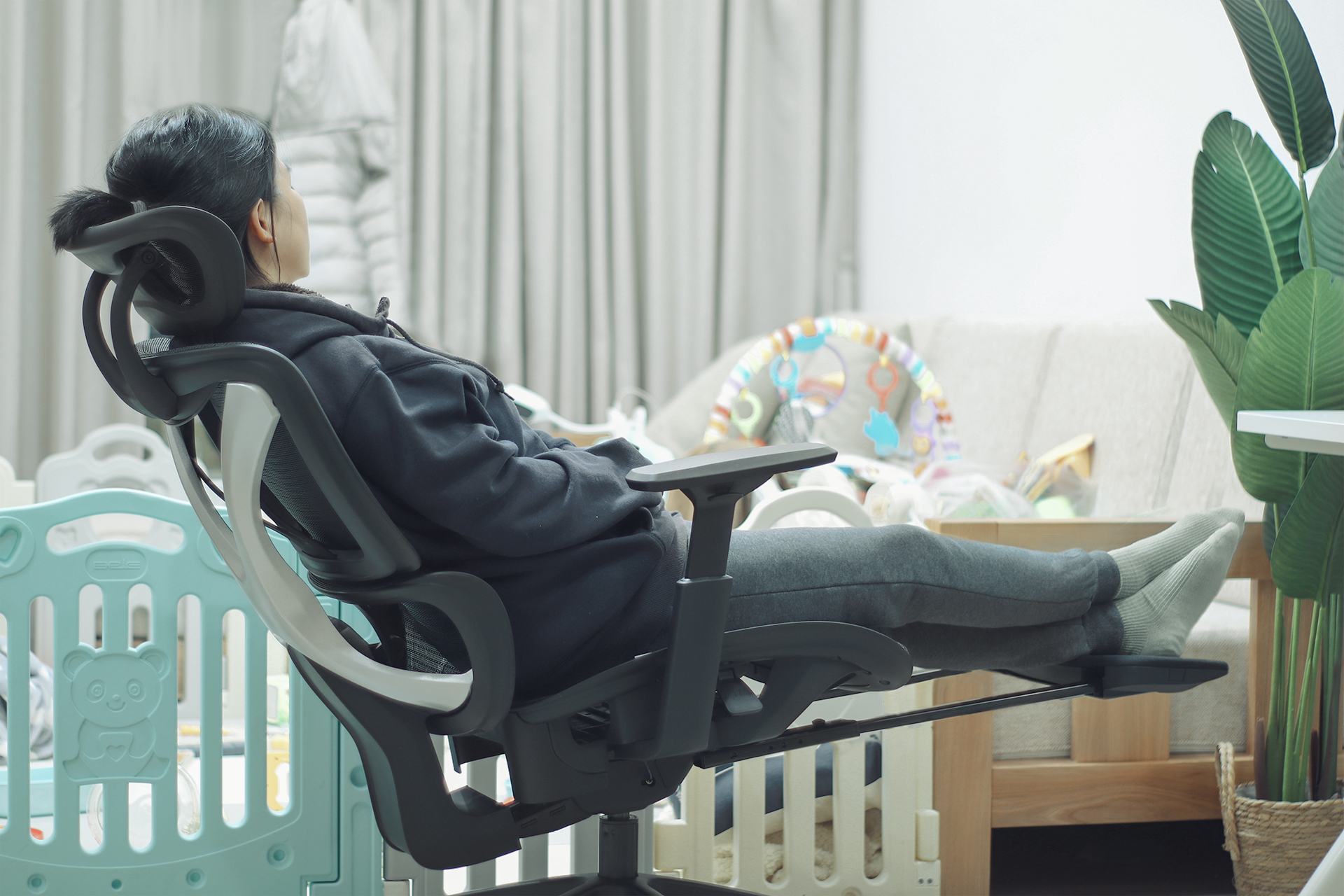 永艺同款人体工学椅,好看好用的人体工学椅