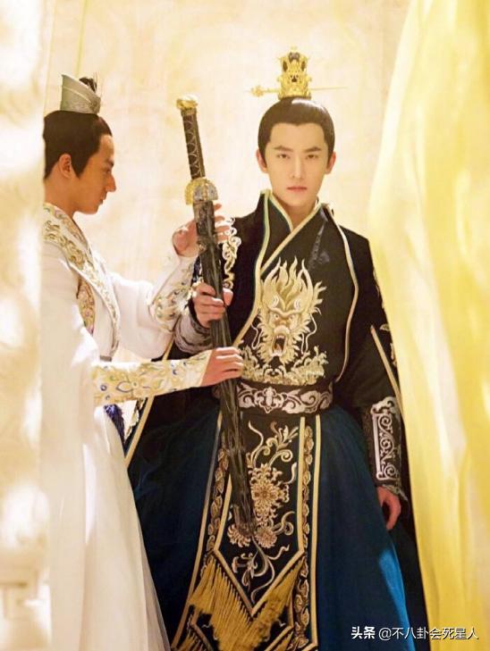 被韩国媒体评选为中国古装四美,公认古装四美男中国