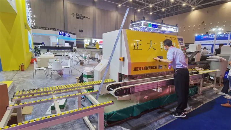 最新低碳智能技术亮相石油装备展,低碳技术与智能制造科技博览会