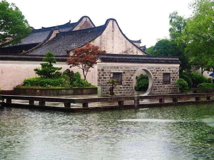 旅游指南浙江最值得去的十个地方,旅游指南浙江最值得去的九个地方