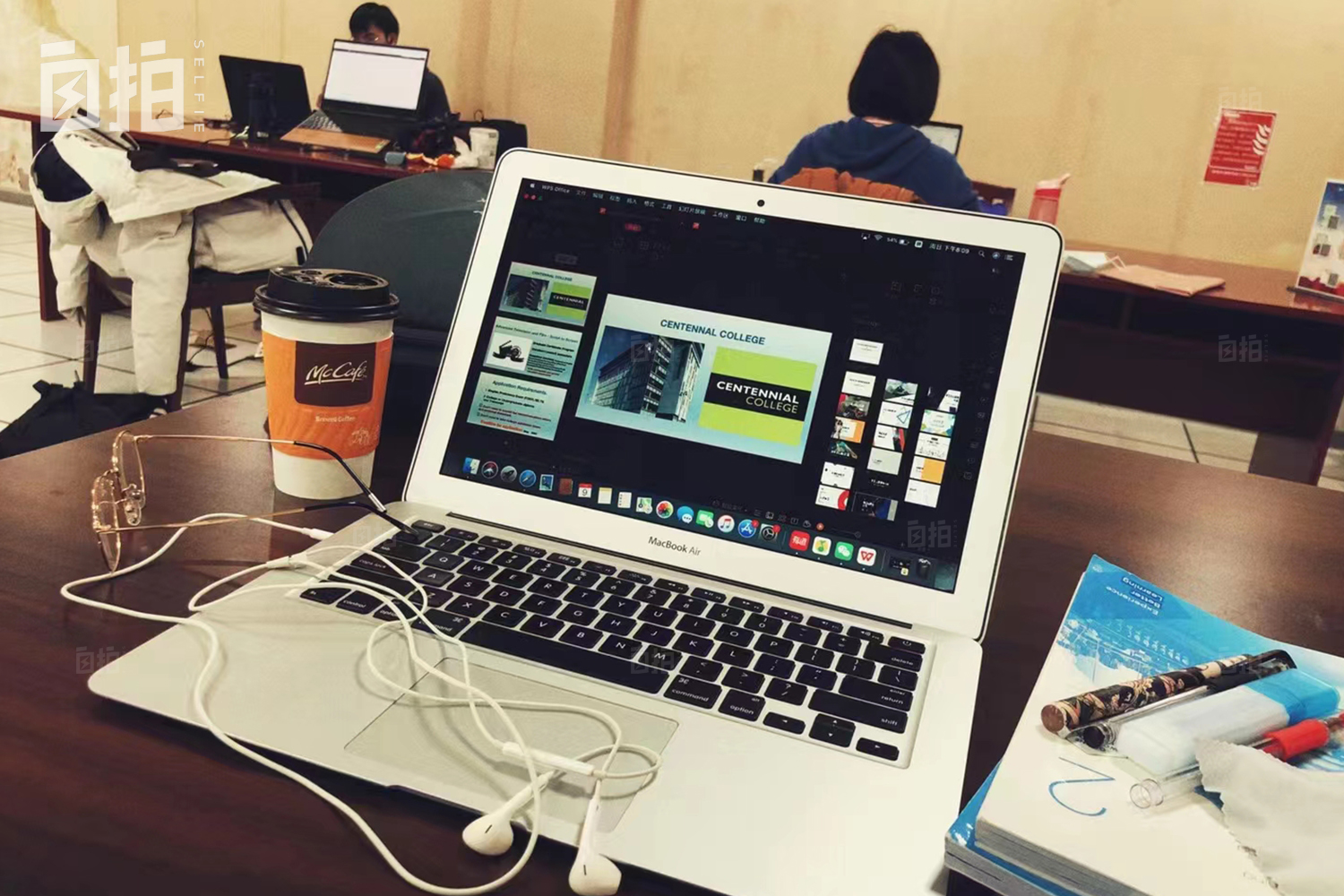 我，电焊工，去横店当群演，重新爱上学习，花光存款出国留学