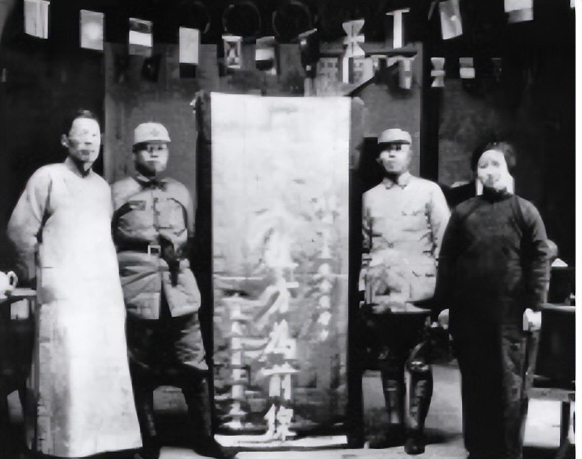 赖传珠去世时的排场有多大？1位总理2名元帅3个大将15名上将迎灵