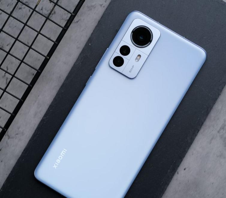 最耐打的小屏旗舰,最值得买的小屏直屏旗舰