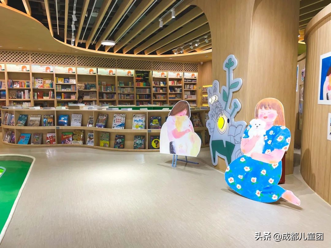 书店上新丨降温了,带孩子去温暖的书店吧