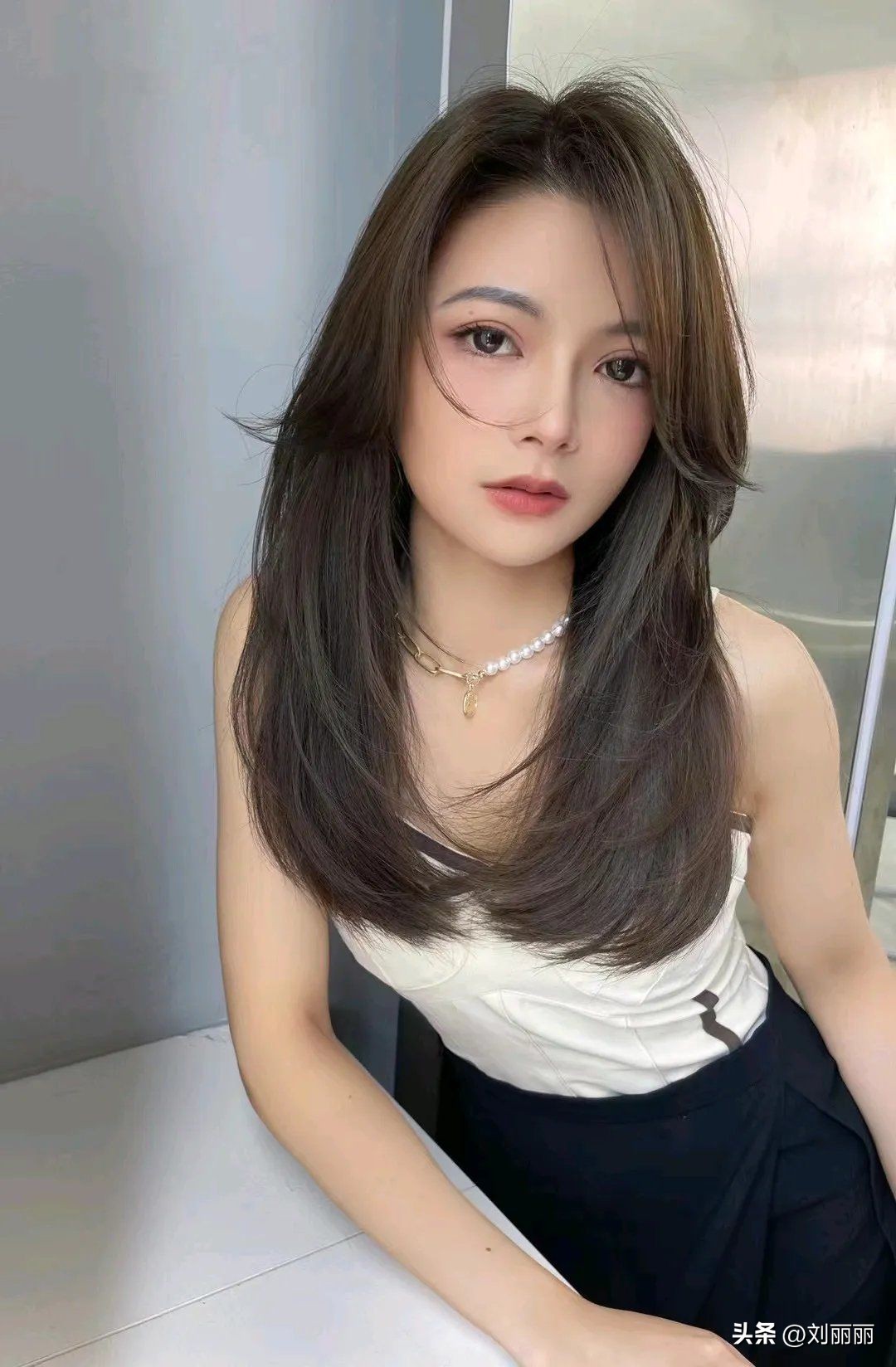 女发这样剪洋气还时尚千万别错过,女发中长发尾怎么剪柔和