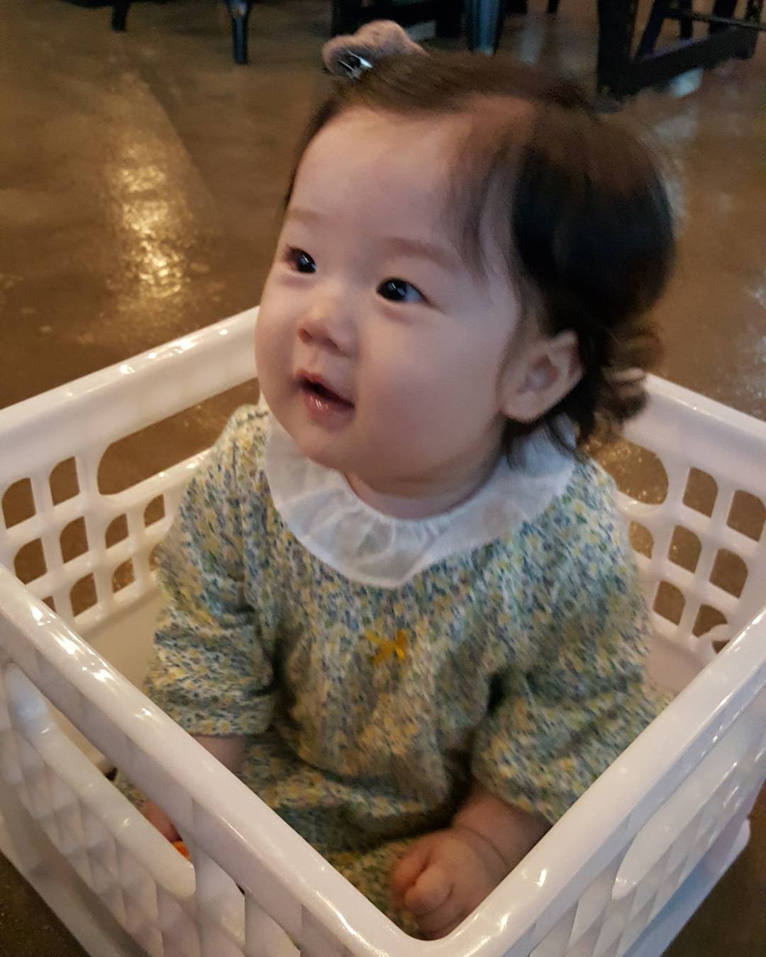 最近超火的可爱小女孩表情包,小女孩可爱萌表情包